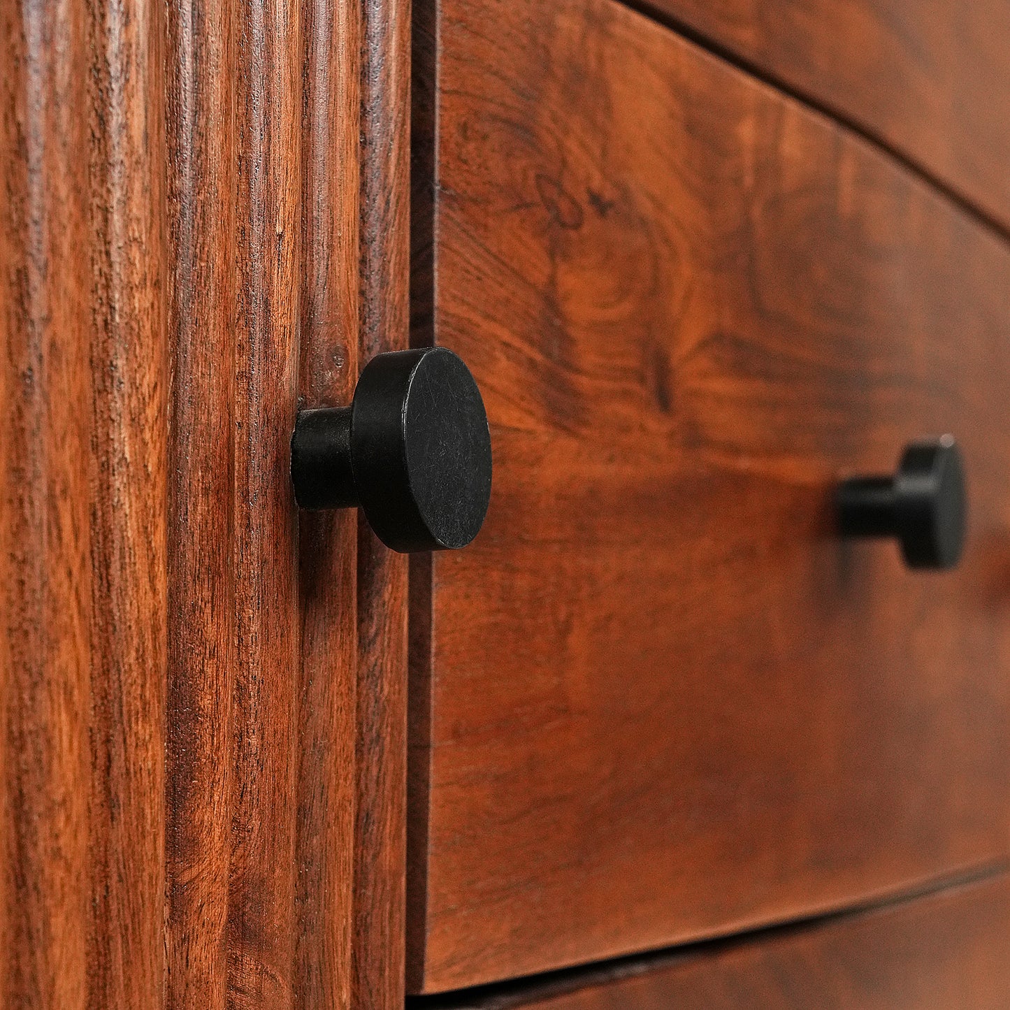 Ovo Sideboard / Cabinet