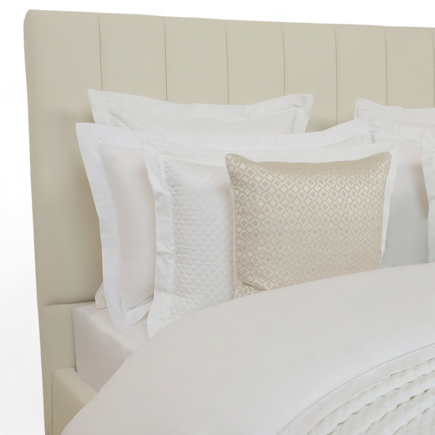 Bed - Bouclé Babson