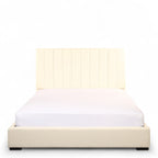 Bed - Bouclé Babson