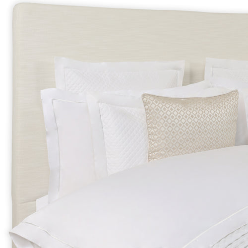 Bed - Bouclé Rafe