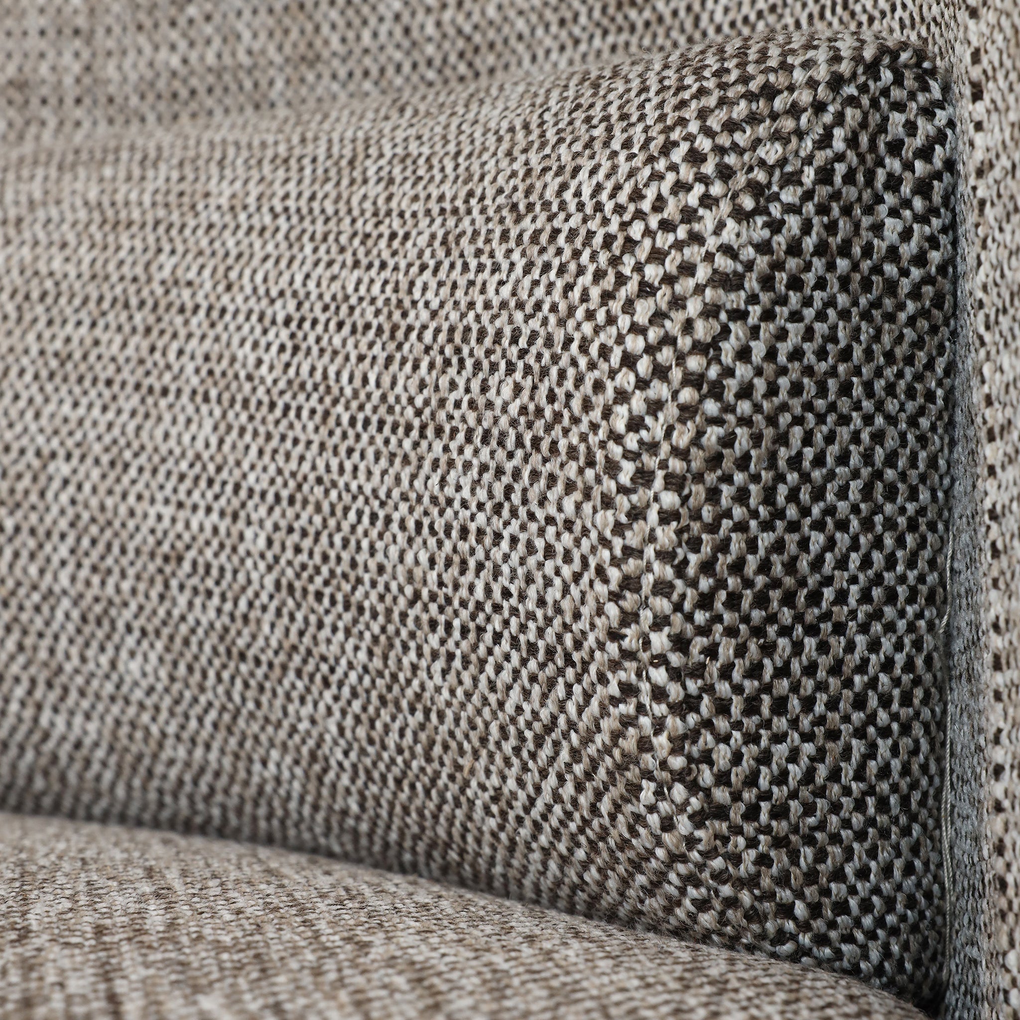 Xander Chair