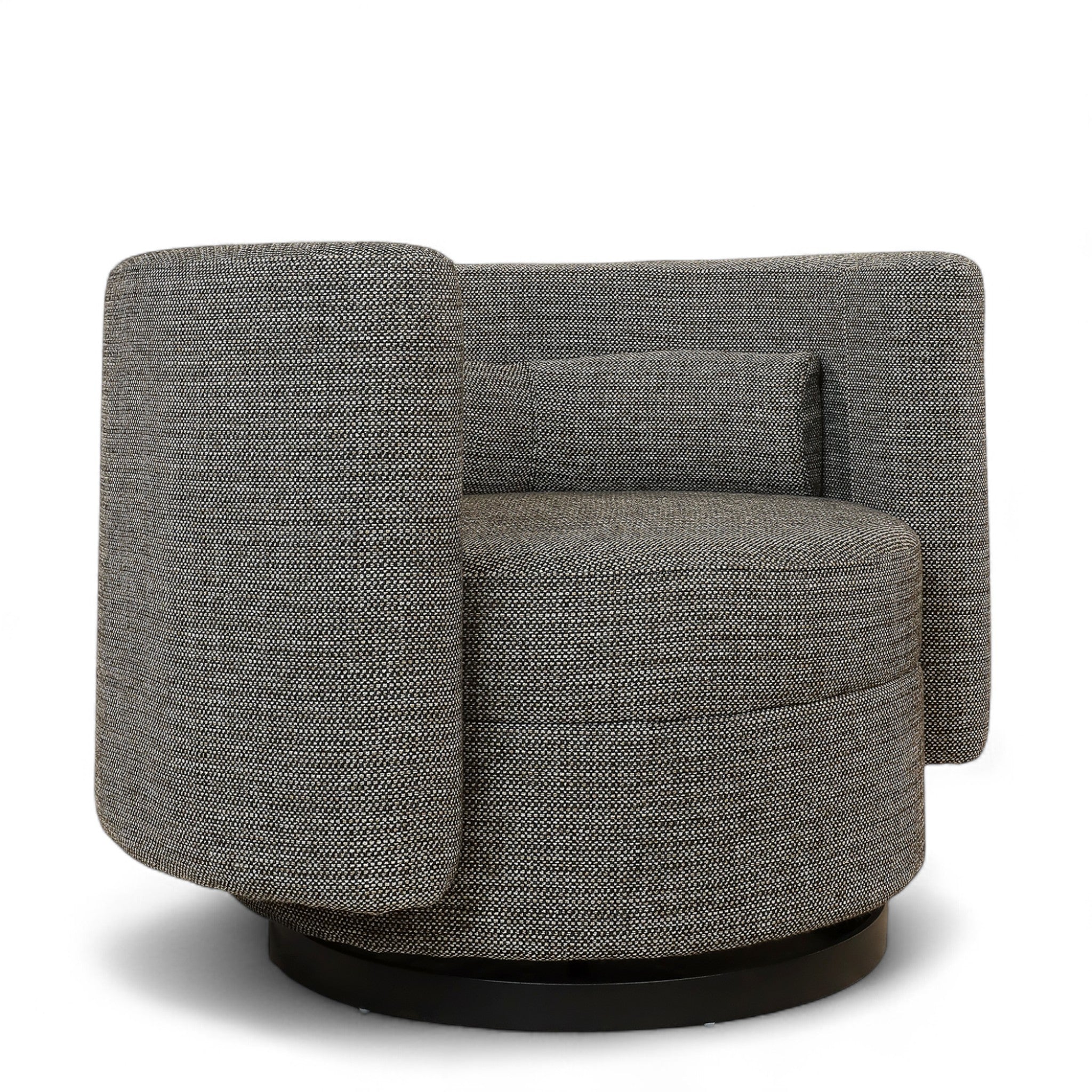 Xander Chair