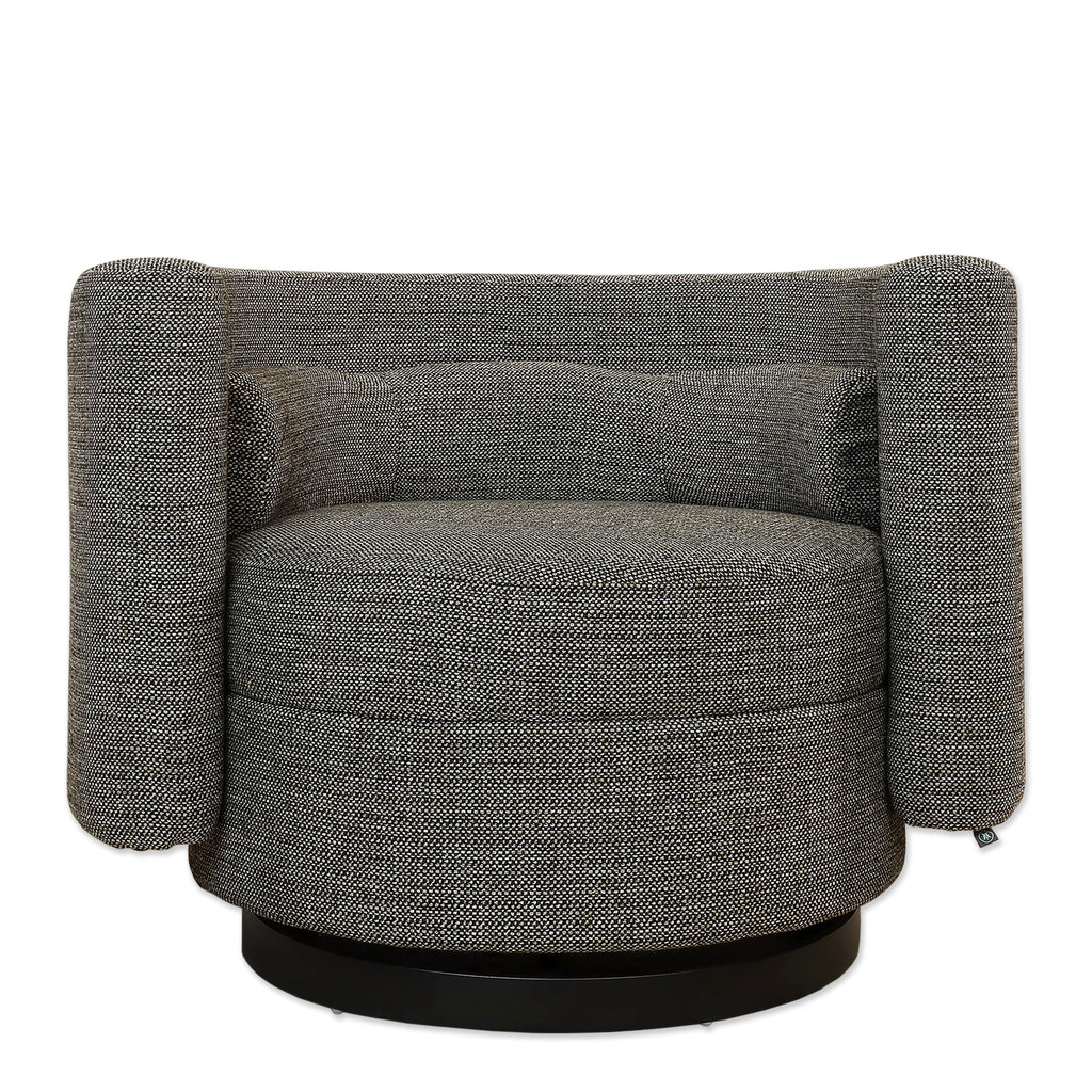 Xander Chair