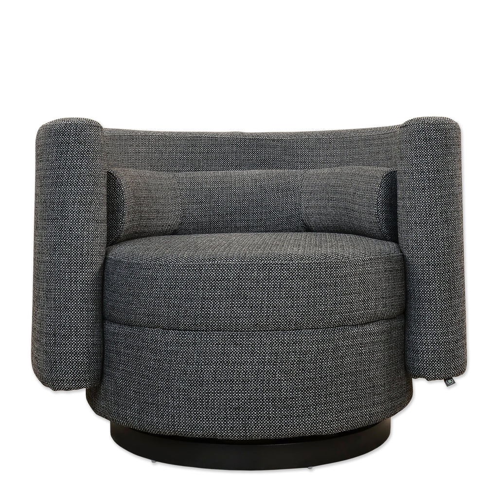 Xander Chair