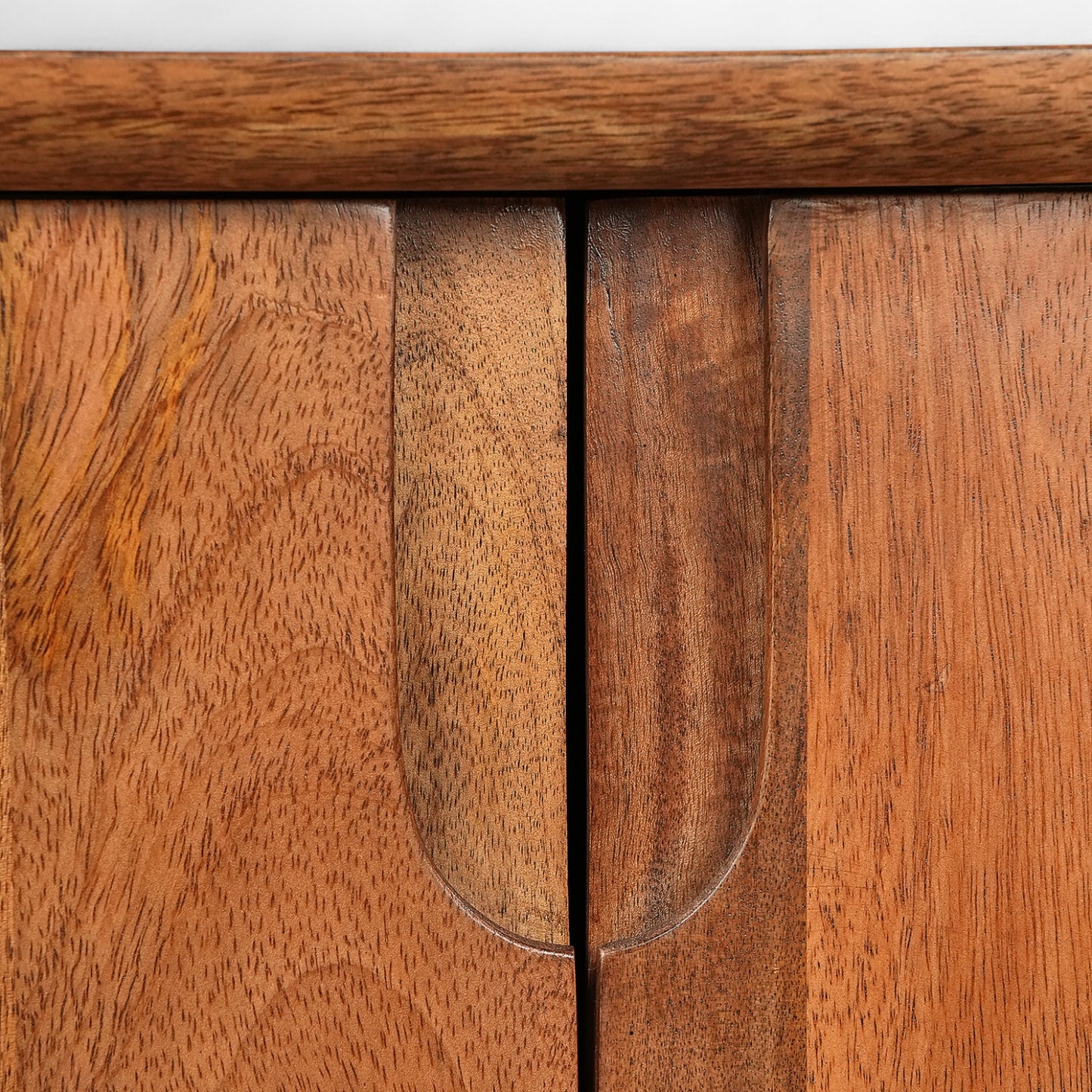 Agatha Sideboard / Cabinet