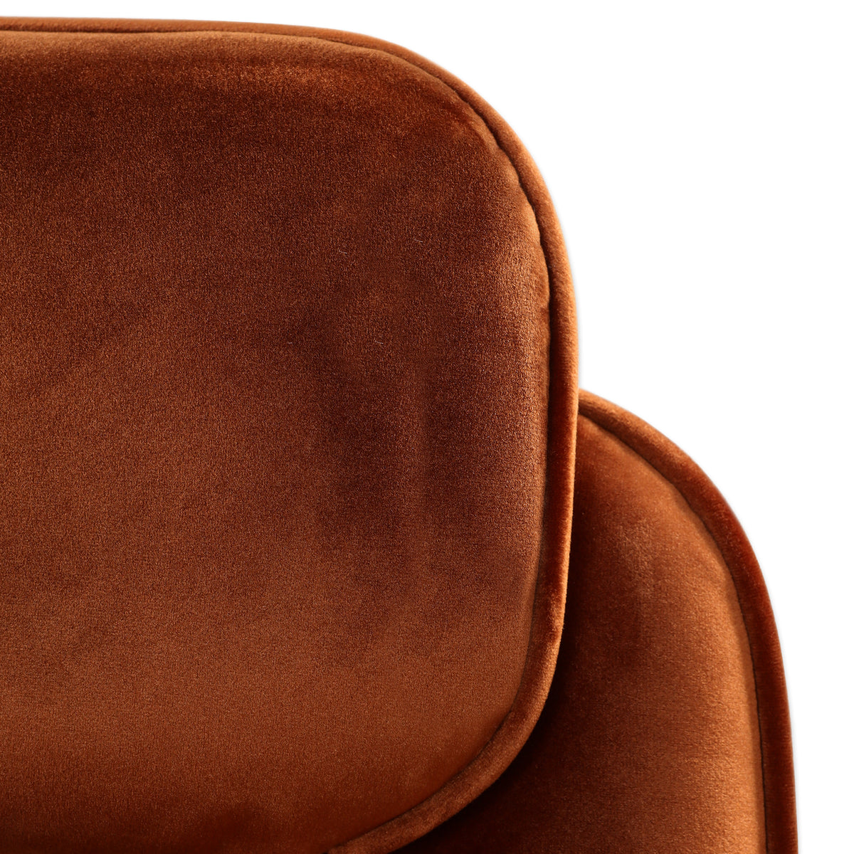 Bassett Armchair Lounge Chair
