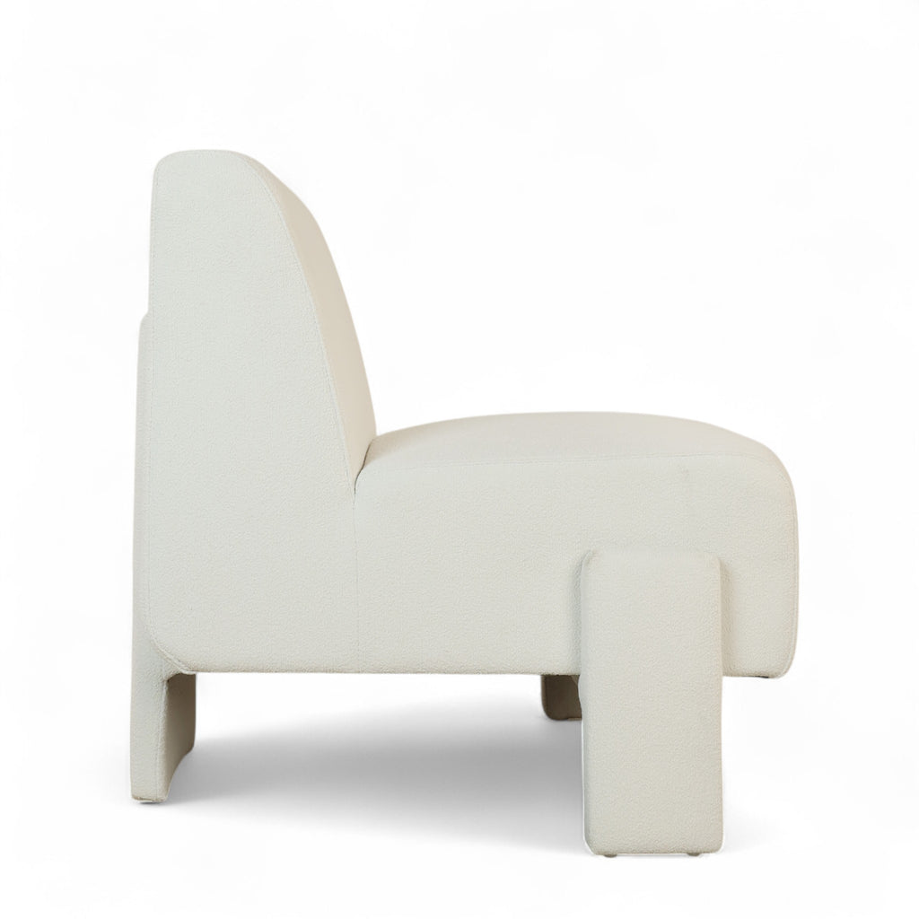 Quinn Lounge Chair